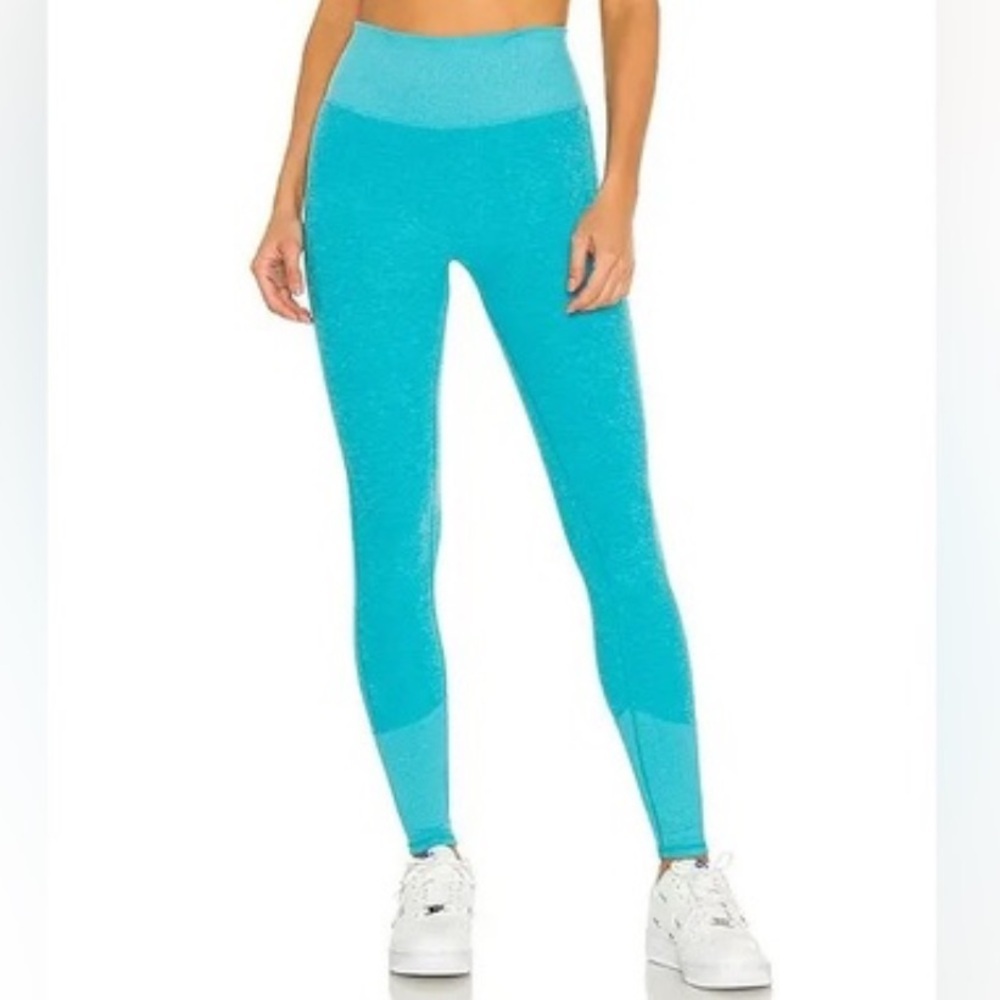 Alo Yoga High Waist Alosoft Lounge Legging In Blue